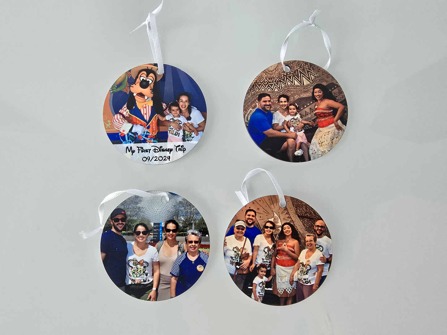 Christmas photo ornament custom